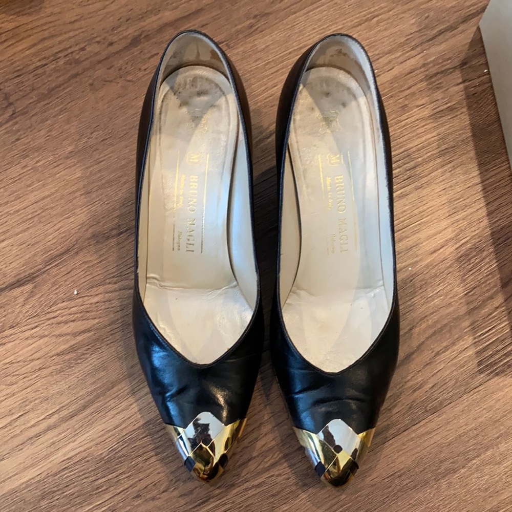 Bruno Magli leather heals